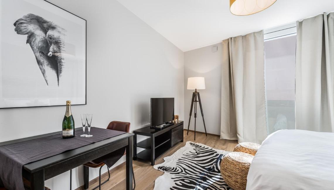 Noirettes 24-7 Keyless Entry By Homenhancement Apartamento
